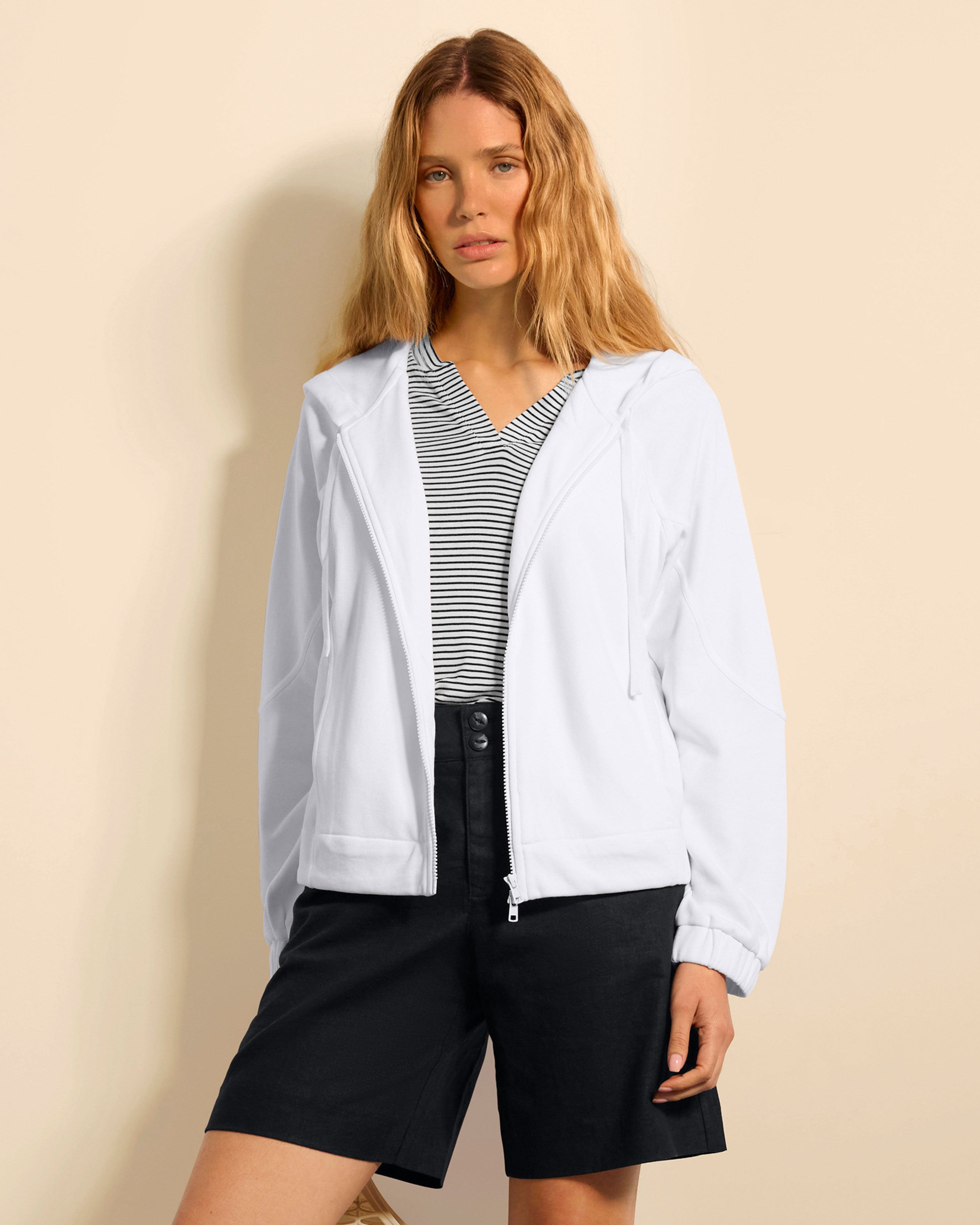 Pull Cabi Blanc à Capuche Et Manches Longues - Taille Small - État Excellent