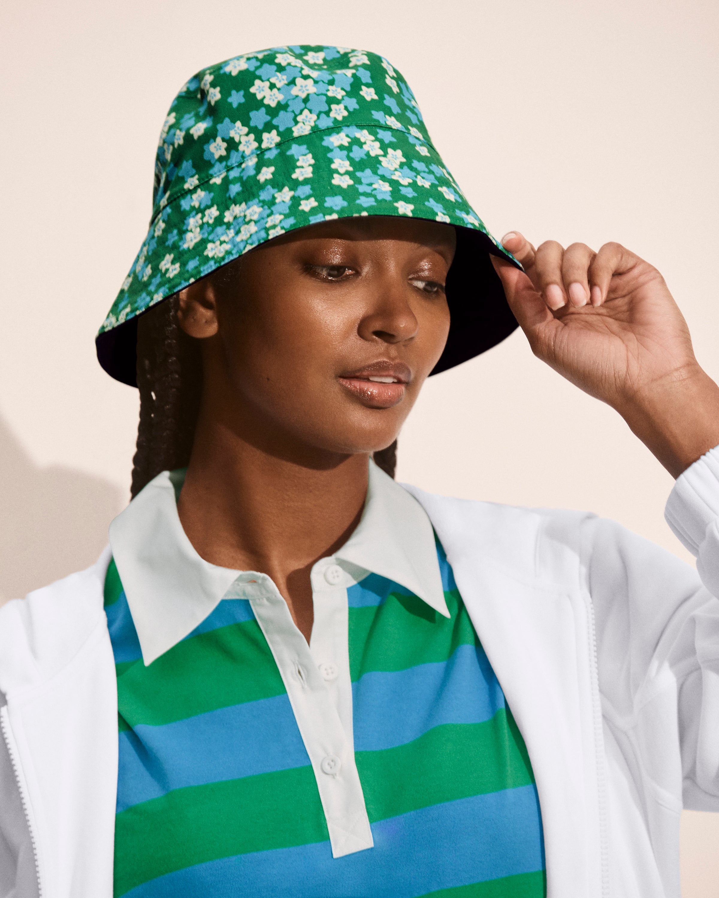 帽子 SIDE STRAP FLOWER KNIT CAP Women's Floral Bucket Hat | Courtside Hat – Cabi Clothing
