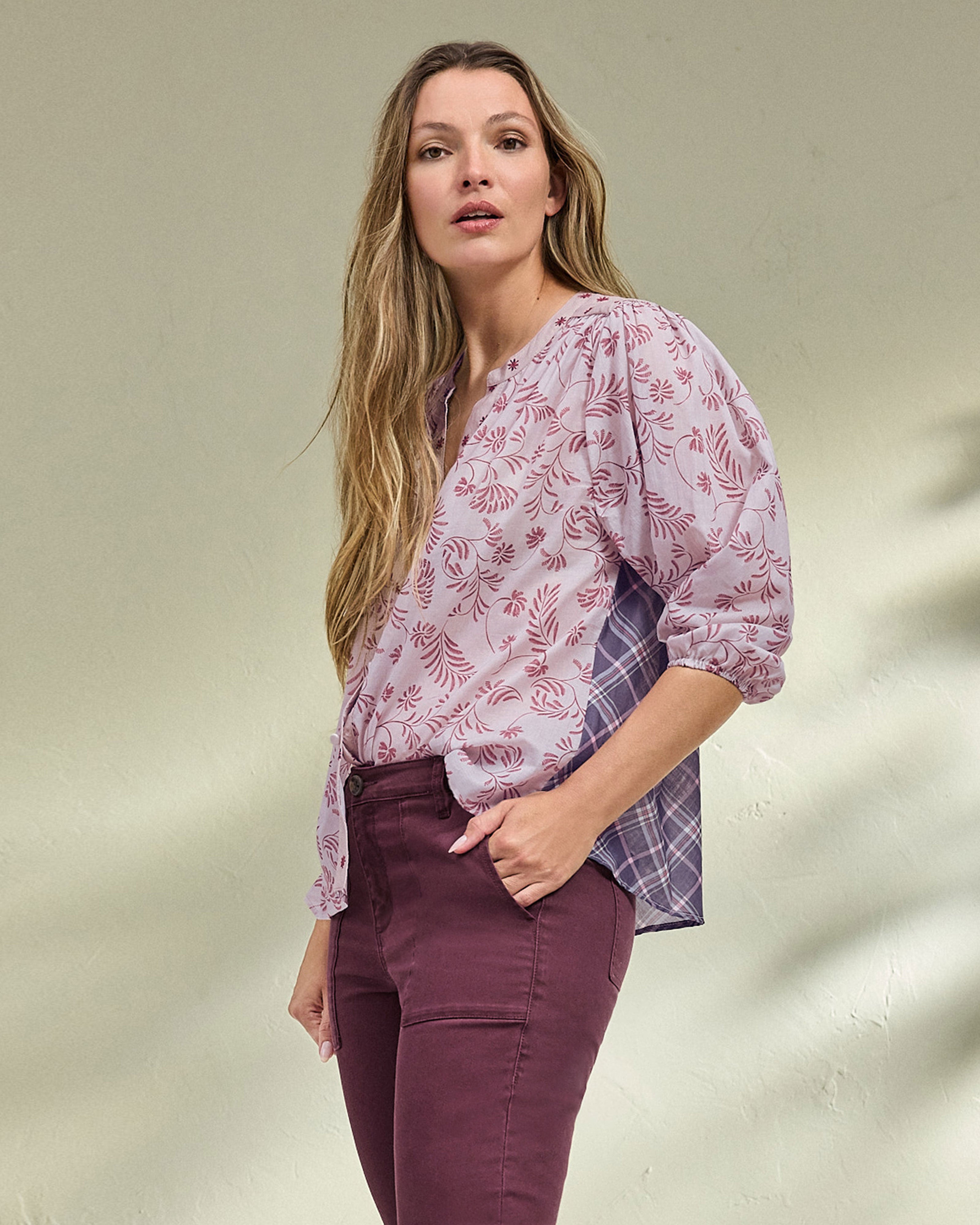 Willow Blouse – Cabi Clothing