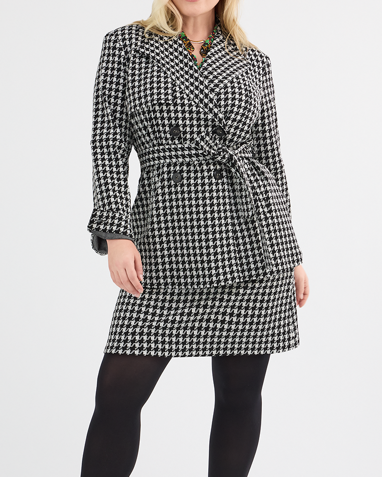 Passport Trench