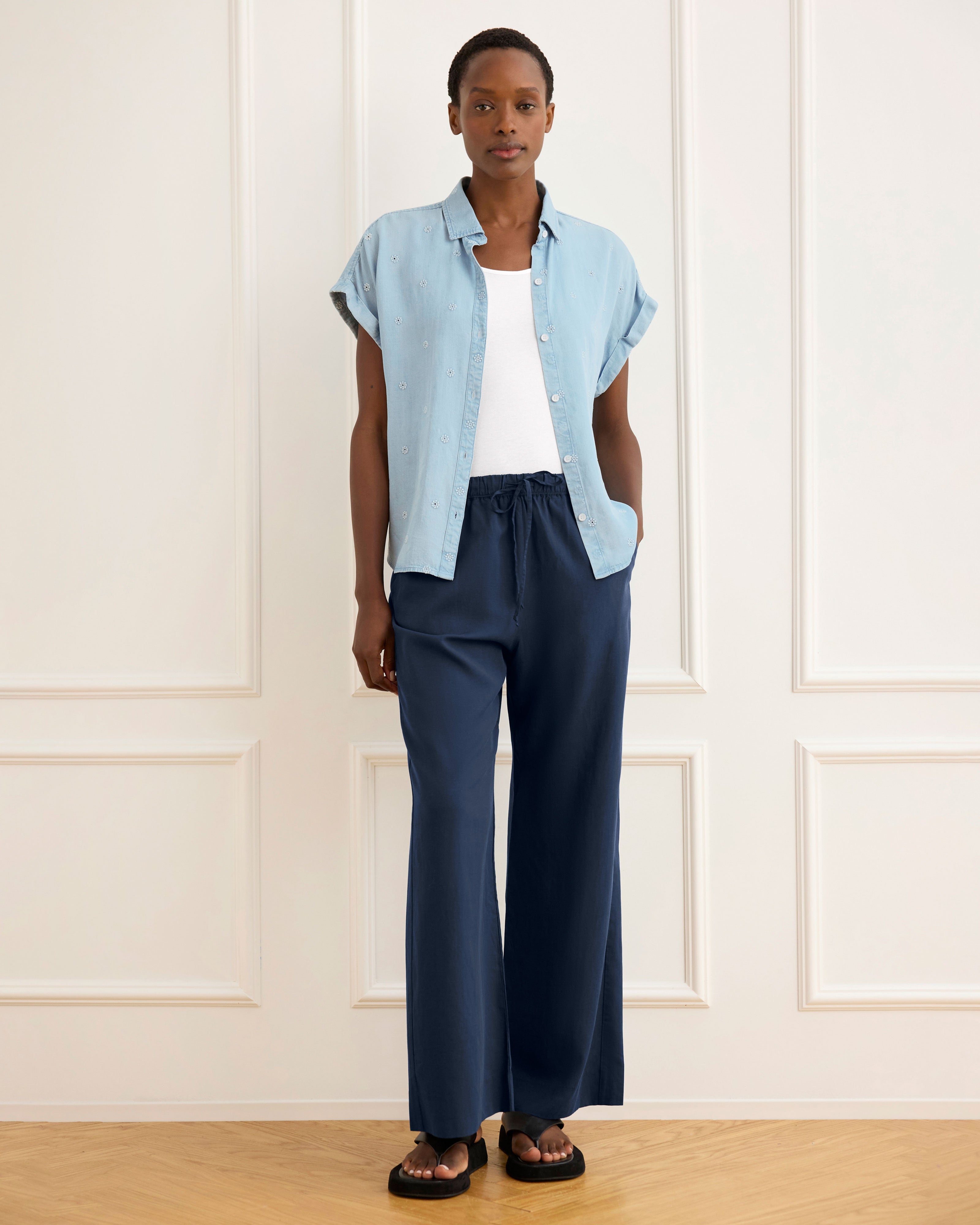 Women's Navy Wide leg Pants | Coastline Pant – Cabi Clothing