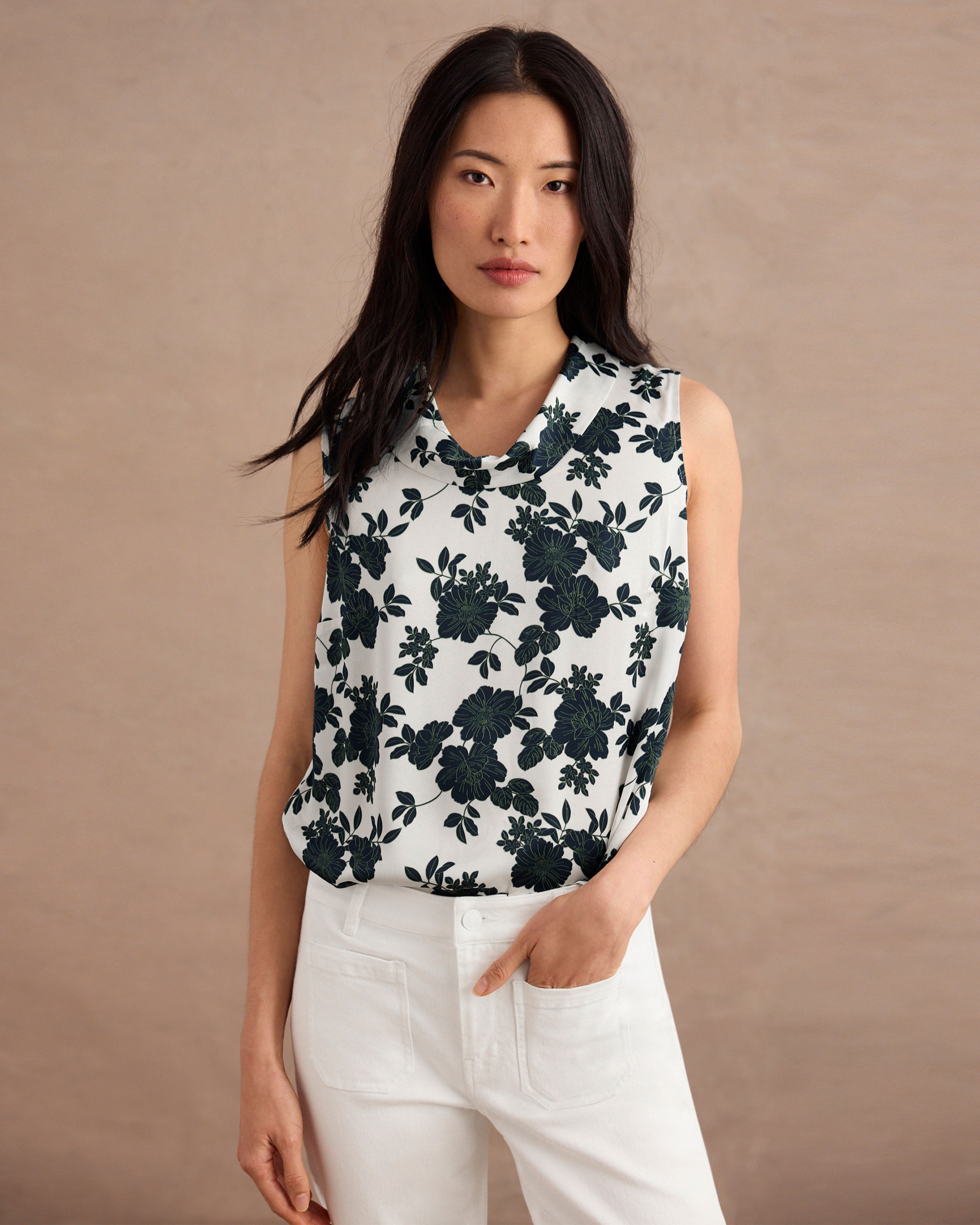トップス Belly Bijou Women's Sleeveless White and Black Floral Top | BIjou Top | Cabi