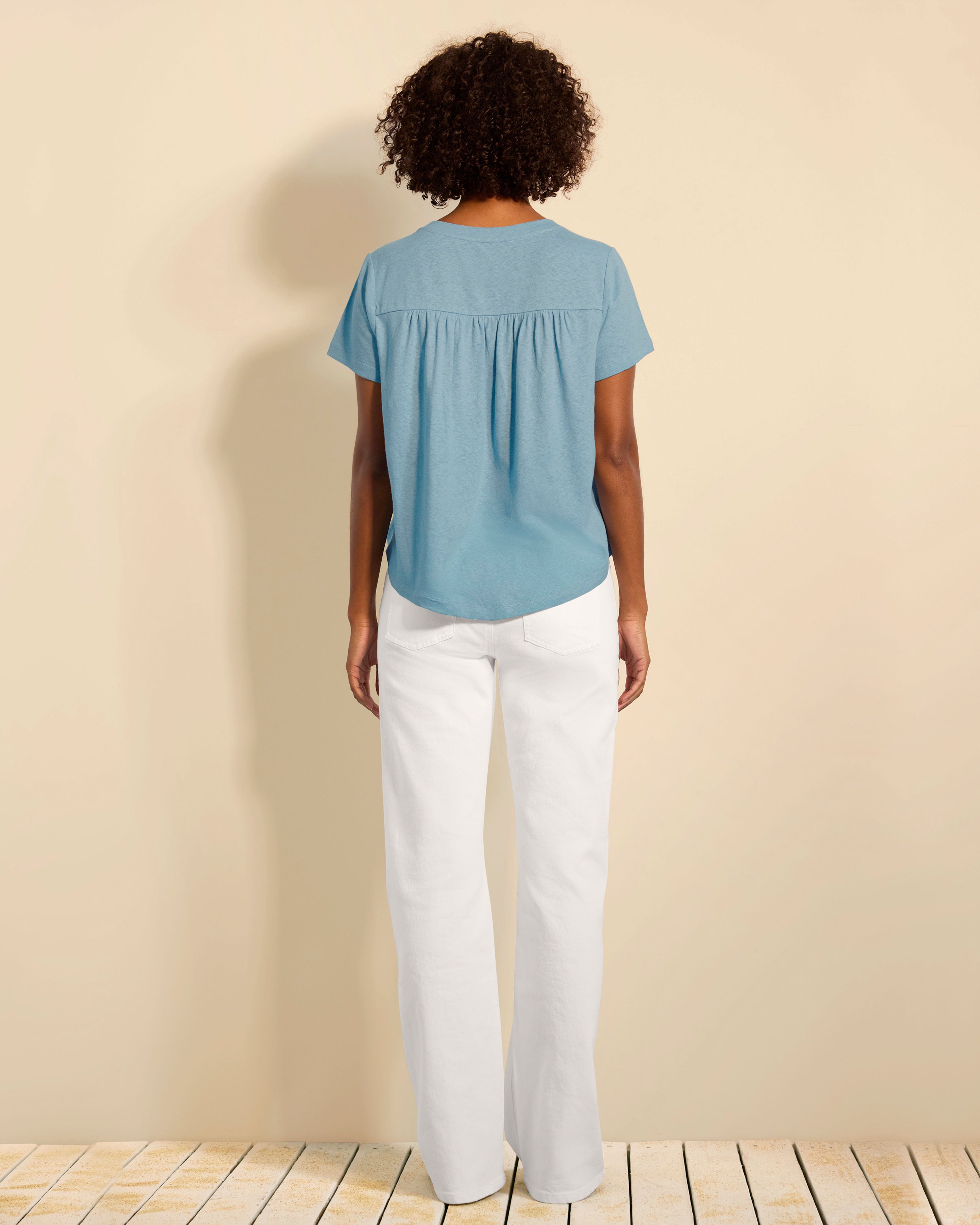 Women's Blue V-neck T-shirt | Dreamy Tee | Cabi – Cabi Clothing