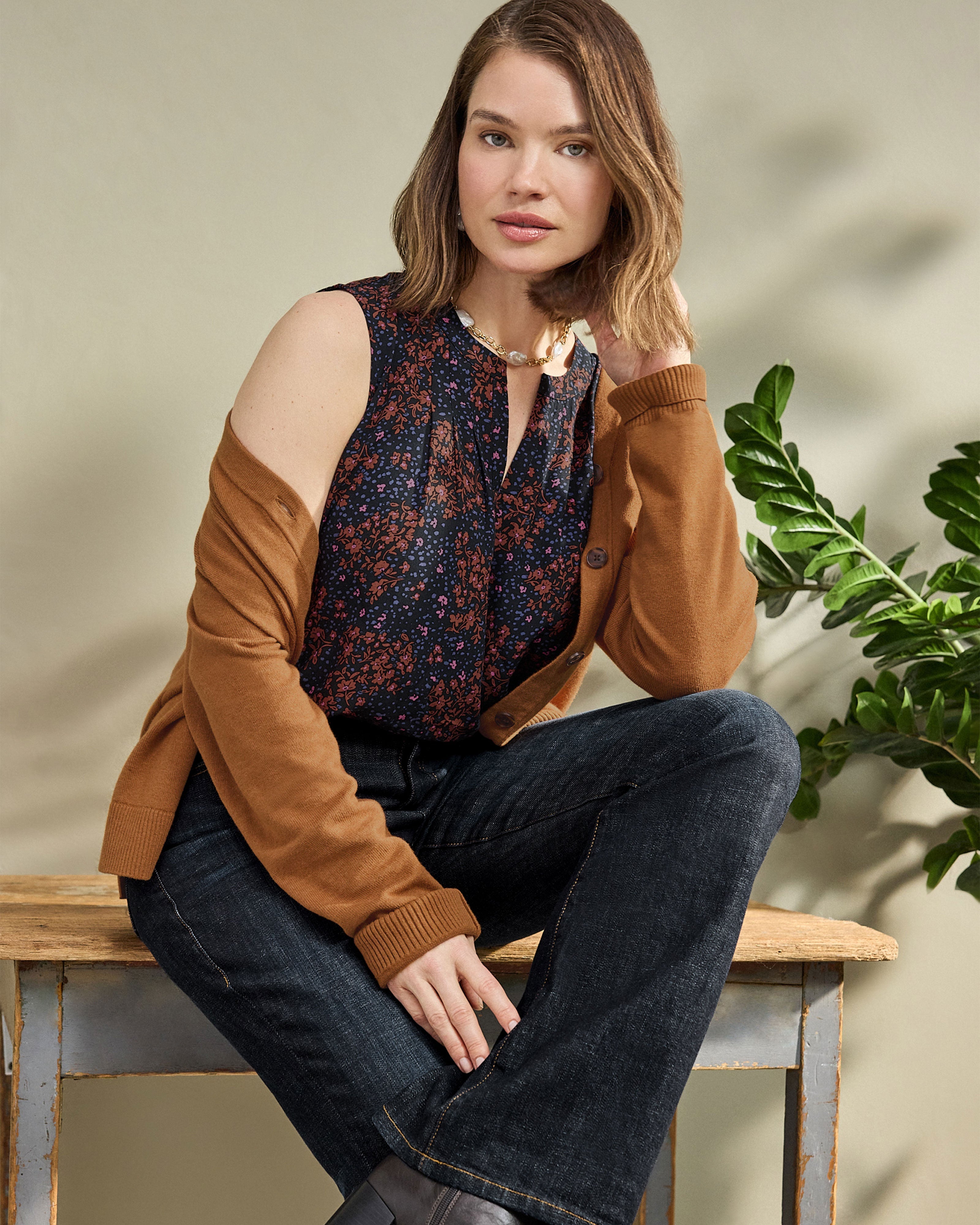 Blue Floral Sleeveless Top | Midnight Garden – Cabi Clothing