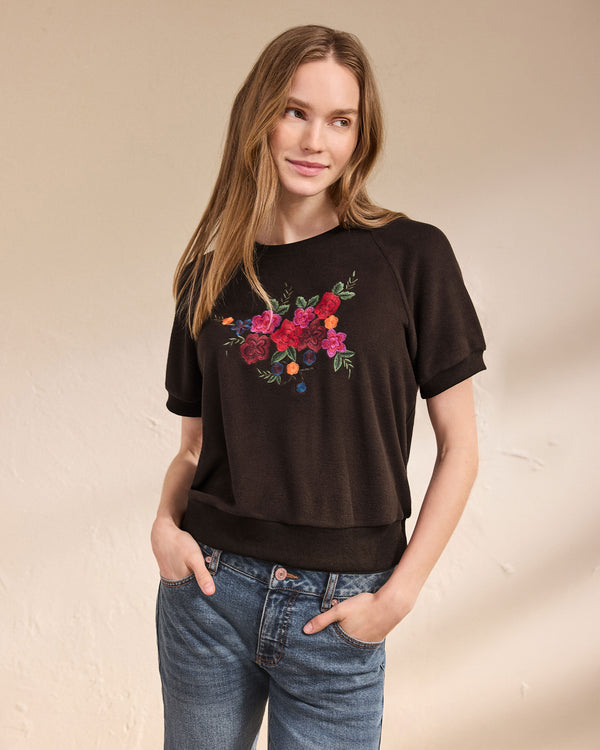Centerpiece Sweatshirt